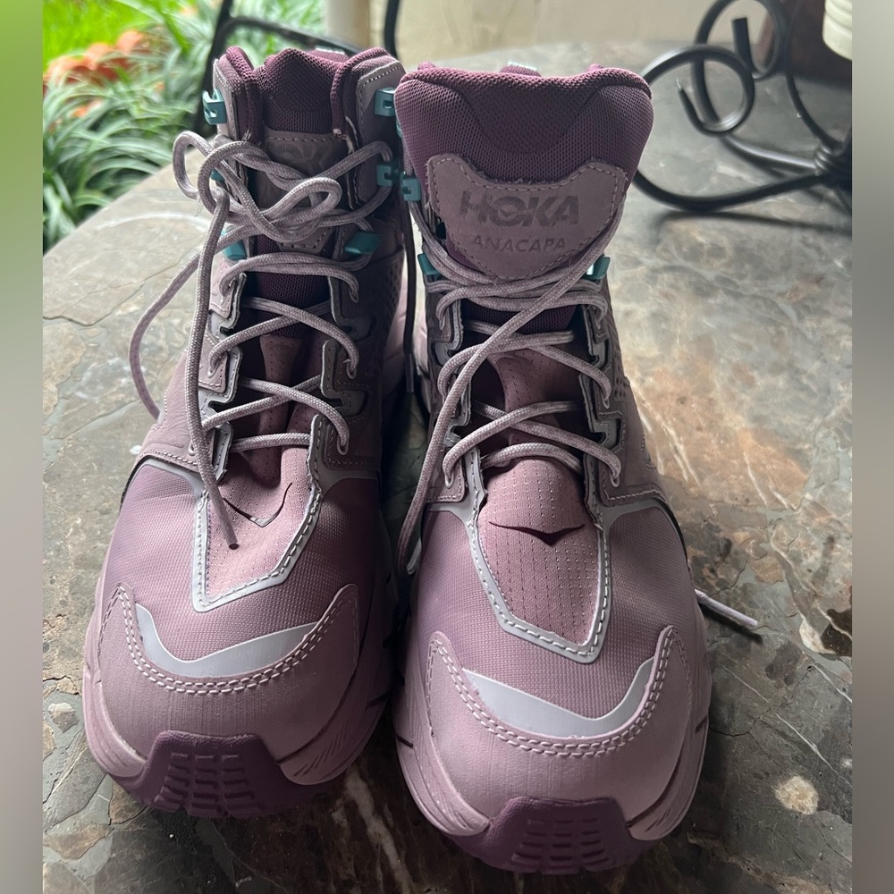 Hoka Mauve Anacapa Sneakers